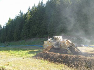 Trancheuse TESMEC 1150. Carroz d'Arraches - Canons à neige